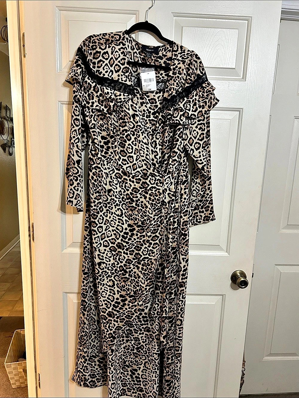 Forever 21 Leopard Print Maxi Dress Medium